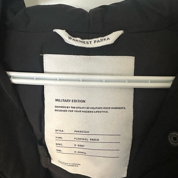 Aritzia Community Paradigm Parka - Picture 4 of 4